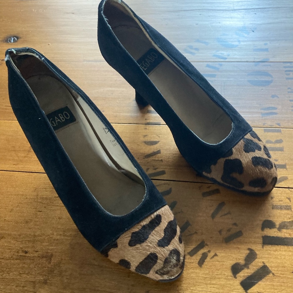3 for $15 | Vintage 90s Pegabo Shoes